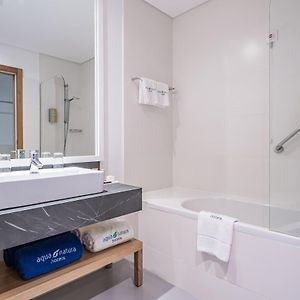 Standard Triple Room Sea View